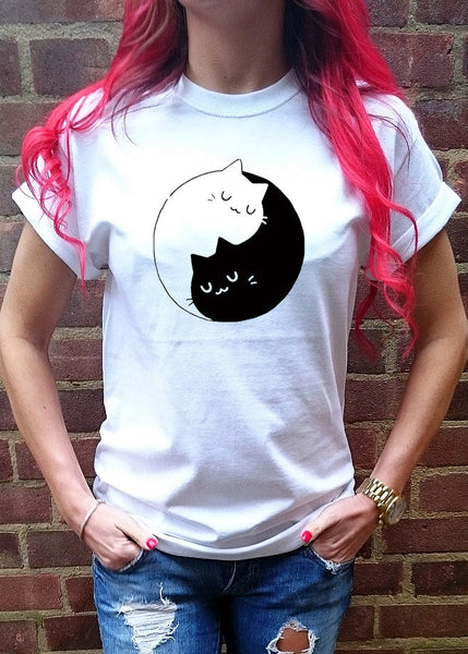 Cat Yin Yang T-shirt - Urbantshirts.co.uk