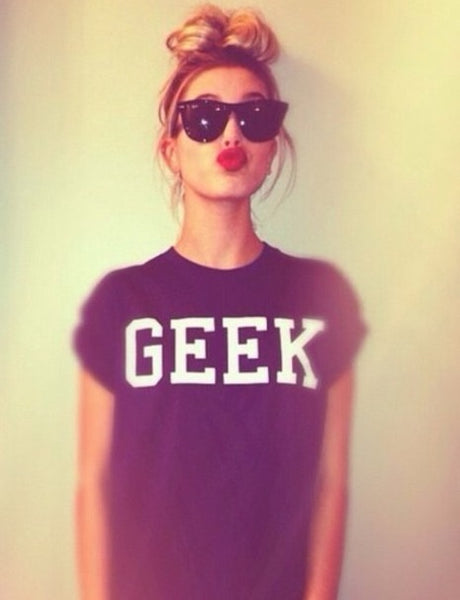 GEEK T-shirt - Urbantshirts.co.uk
