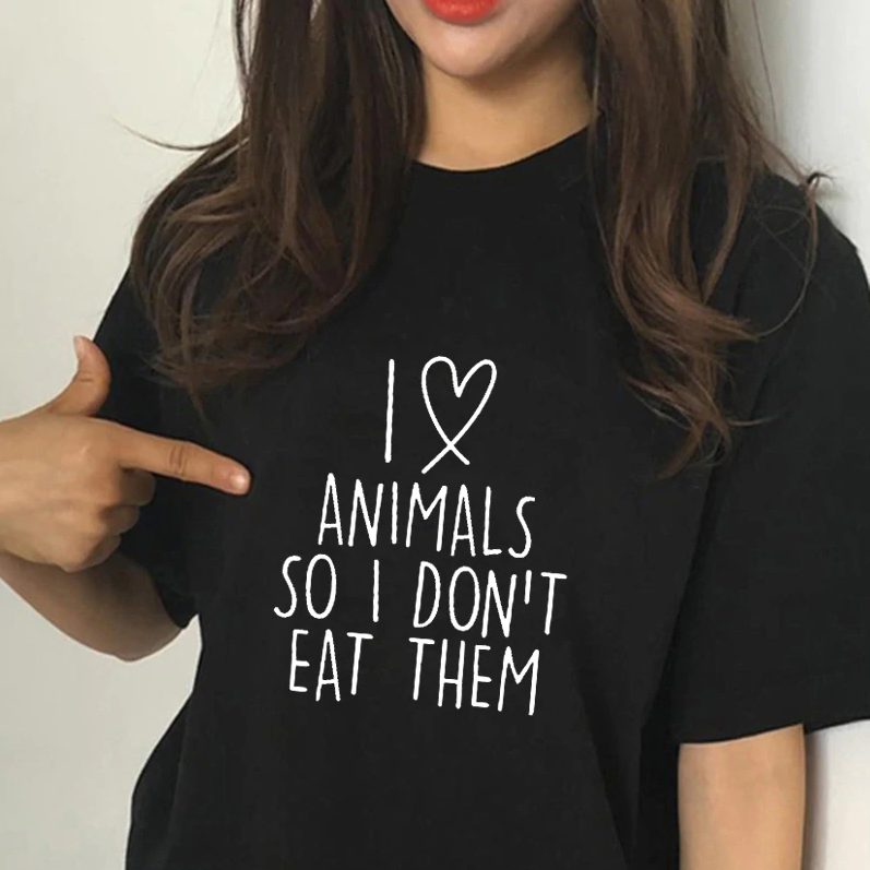 I love Animals so I don't eat them T-shirt - Urbantshirts.co.uk