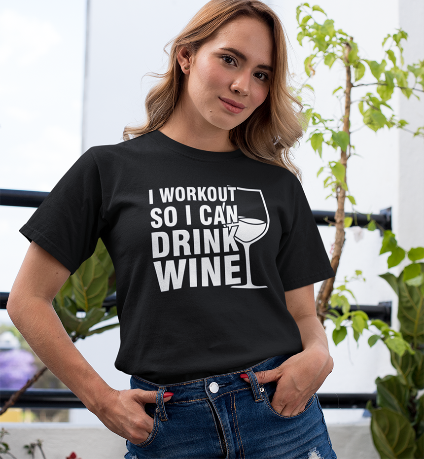 I workout so I can drink wine T-shirt - Urbantshirts.co.uk
