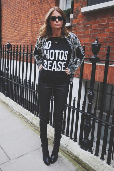 No photos please T-shirt - Urbantshirts.co.uk