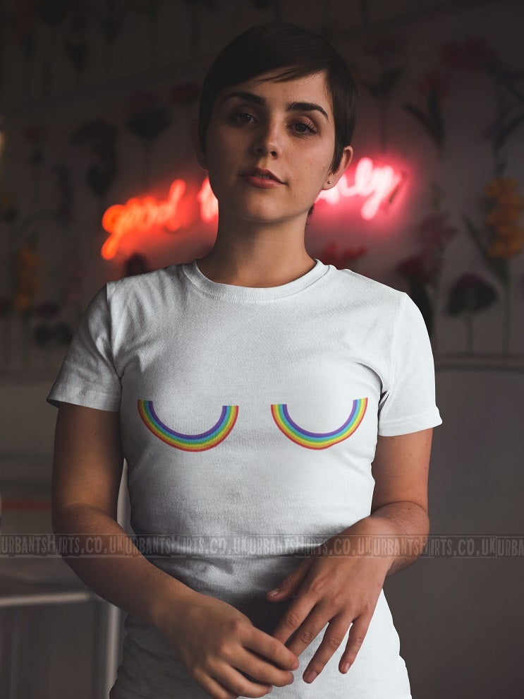 Rainbow boobs T-shirt - Urbantshirts.co.uk